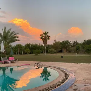 La Vie En Rose - Horses & Dogs House Bed & Breakfast Aït Hamid